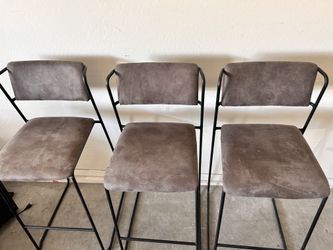 3 Bar Stools 