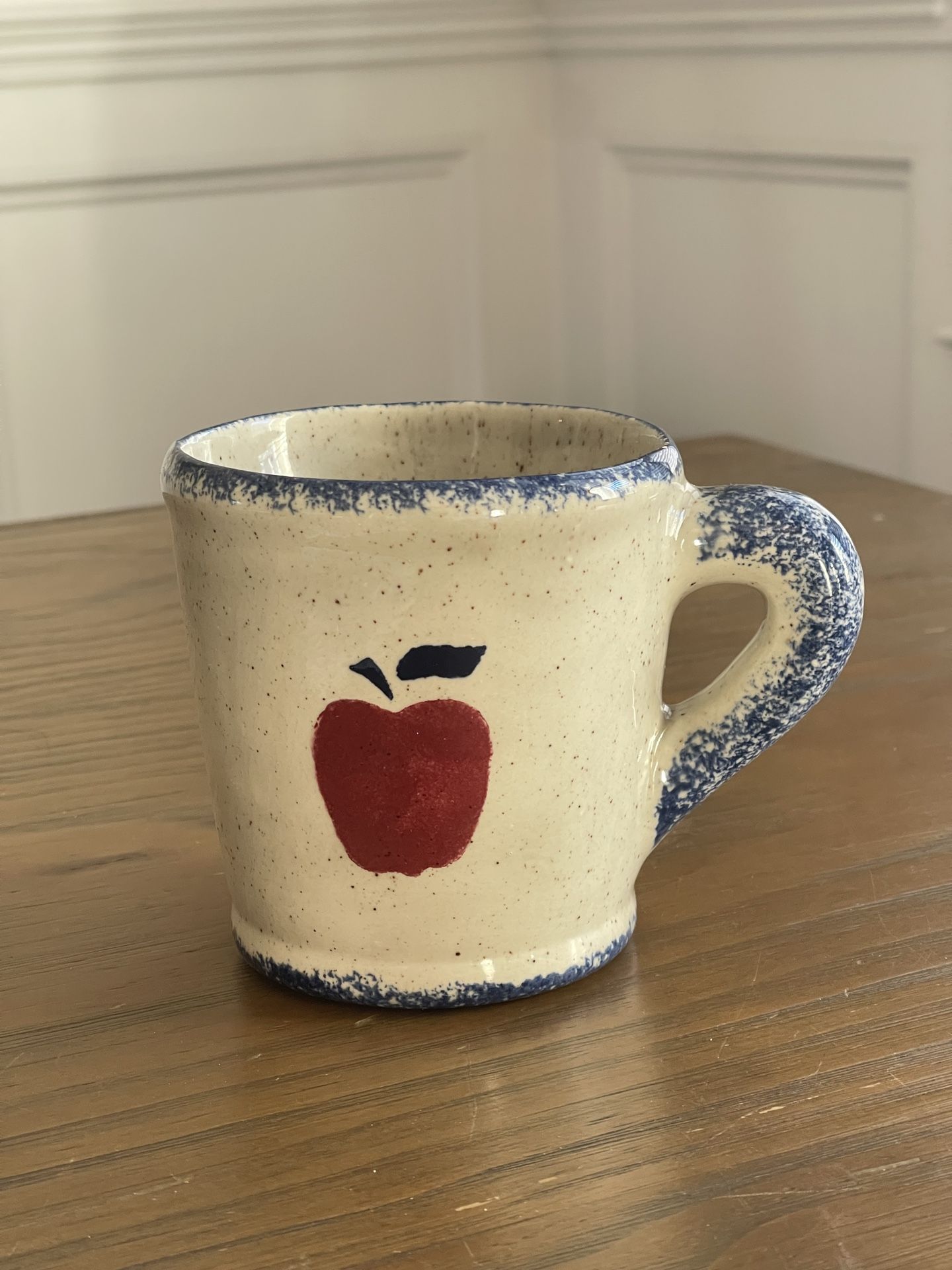 Vintage cottage collection blue Red Apple Ceramic 4” T x 3.5” coffee Mug USA