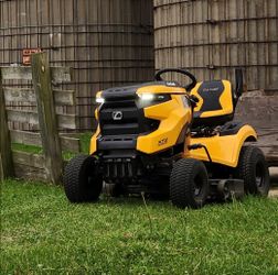 2022 cub cadet xt2