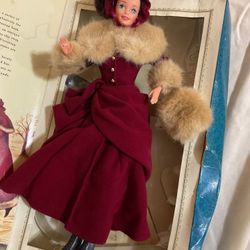 VTG VICTORIAN   1994 BARBIE DOLL 