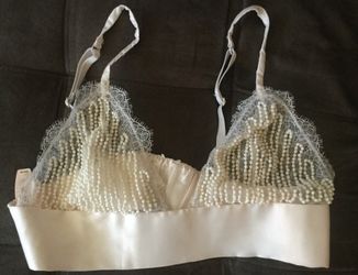 Gorgeous Victoria Secret Items 36D