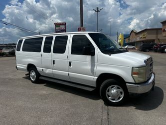 2011 Ford E-350