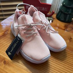 Sneaker/workout Shoes 