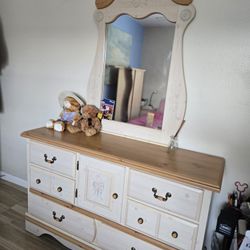 Cream Full Bed Set With Out Mattress 