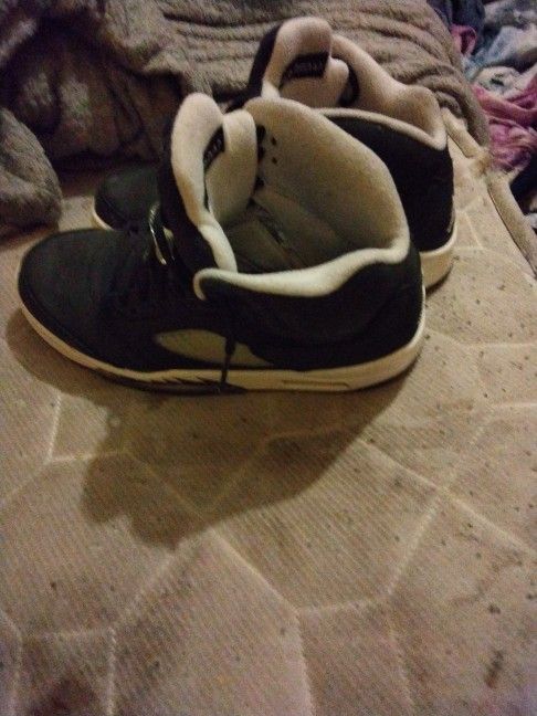 Jordan 5 Moonlight Oreos