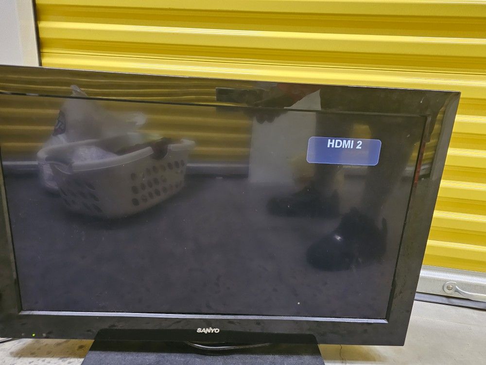 Sayno 42inch Tv No Remote. Make Offer