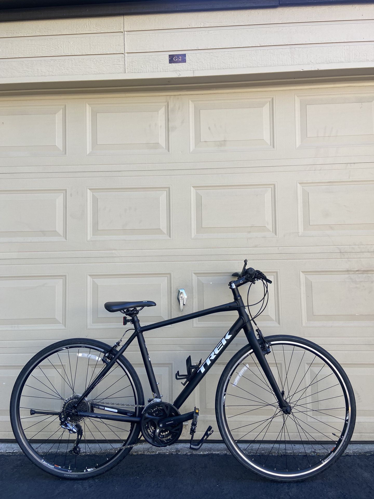 Trek 7.3 FX Hybrid Bike – 700c Wheels – 27 Speed – 20” Frame (51cm) Bicycle Road