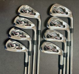Callaway X Tour Iron Set 8 pcs 5-Pw Dynamic Gold S300 RH