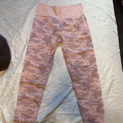 Purple Gymshark Camo Leggings 