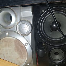 Speakers/ subwoofer