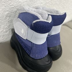 The North Face Alpenglow II Toddler Snow Boots Blue — Size 4— New NWOB