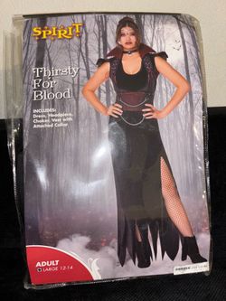 COSTUME