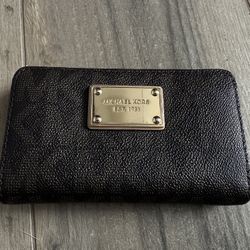 Michael Kors wallet