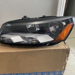 2011-2015 Volkswagen Passat Left Headlight 