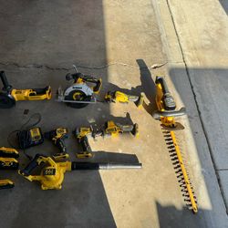 DeWalt Power Tools Package