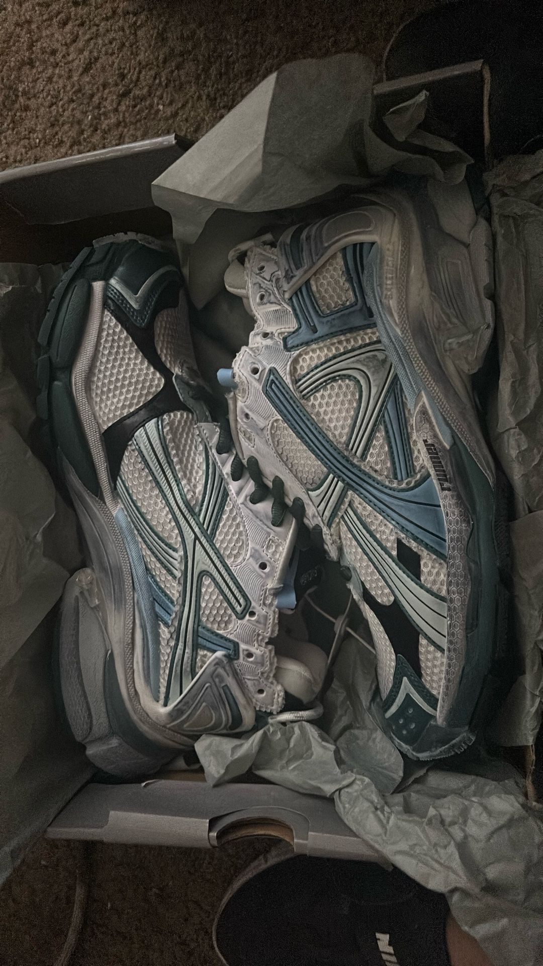 Balenciaga Size 44 In Men’s