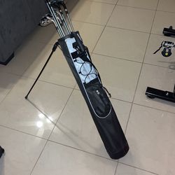 Jack Nicklaus Golf Clubs With Stand carrier