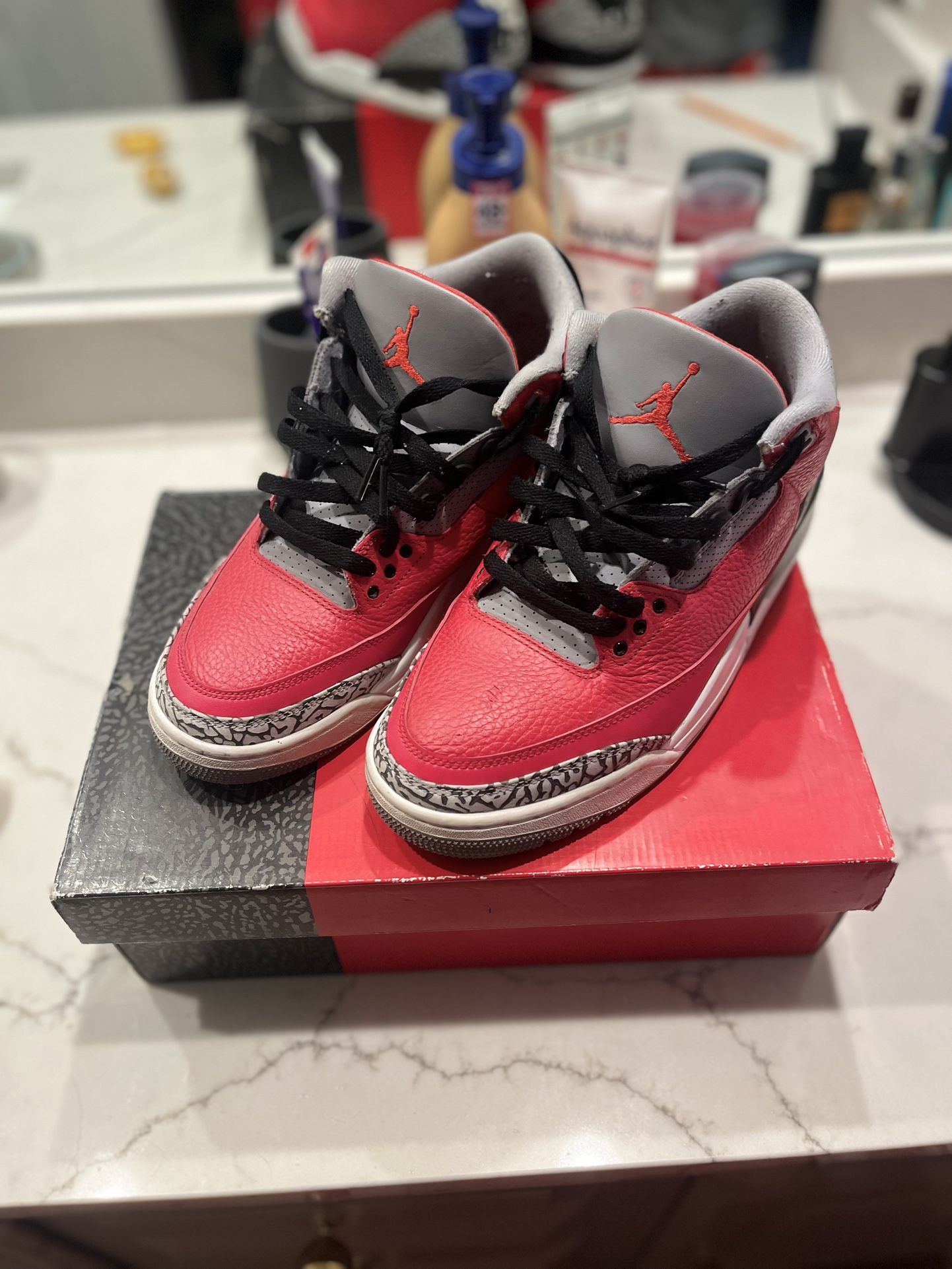 Jordan 3 red