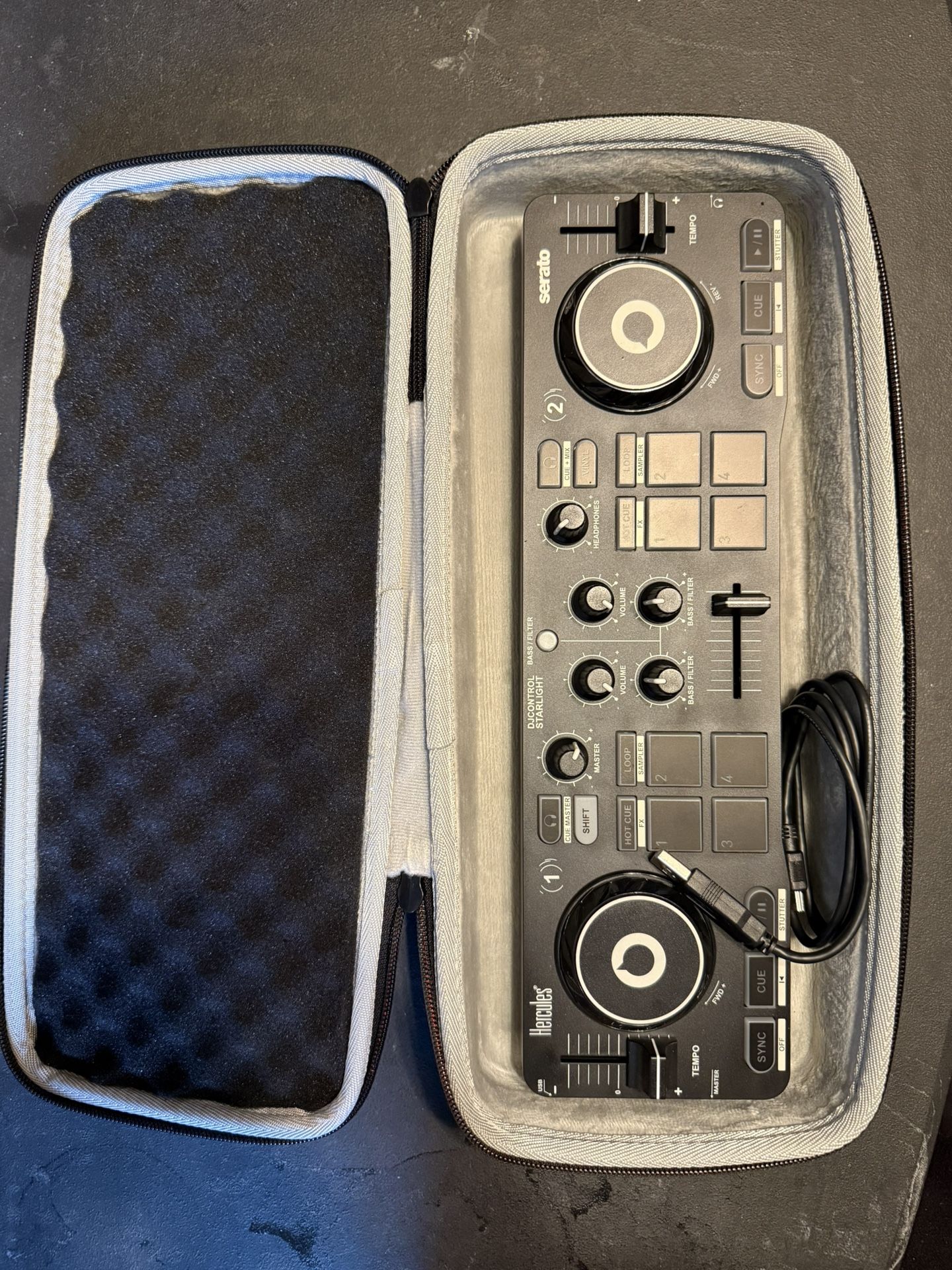 Hercules DJControl Starlight