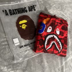 Red Camo Bape Hoodie (large)