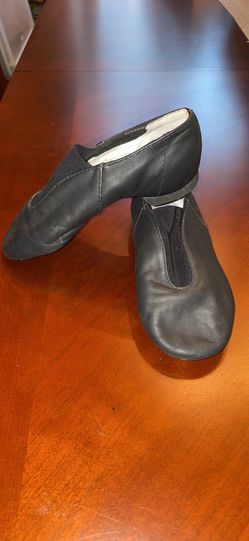 Girl’s Bloch jazz shoes Size 10 black