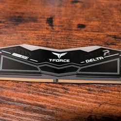 Like New | T-Force Delta RGB 16GB DDR5-5200 RAM | Tested & Working