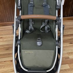 Uppababy Stroller and Bassinet