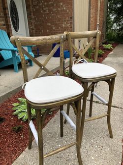 Trendy Cross Back Counter/Bar Stools