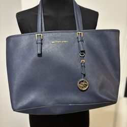 Michael Kors Shoulder Bag