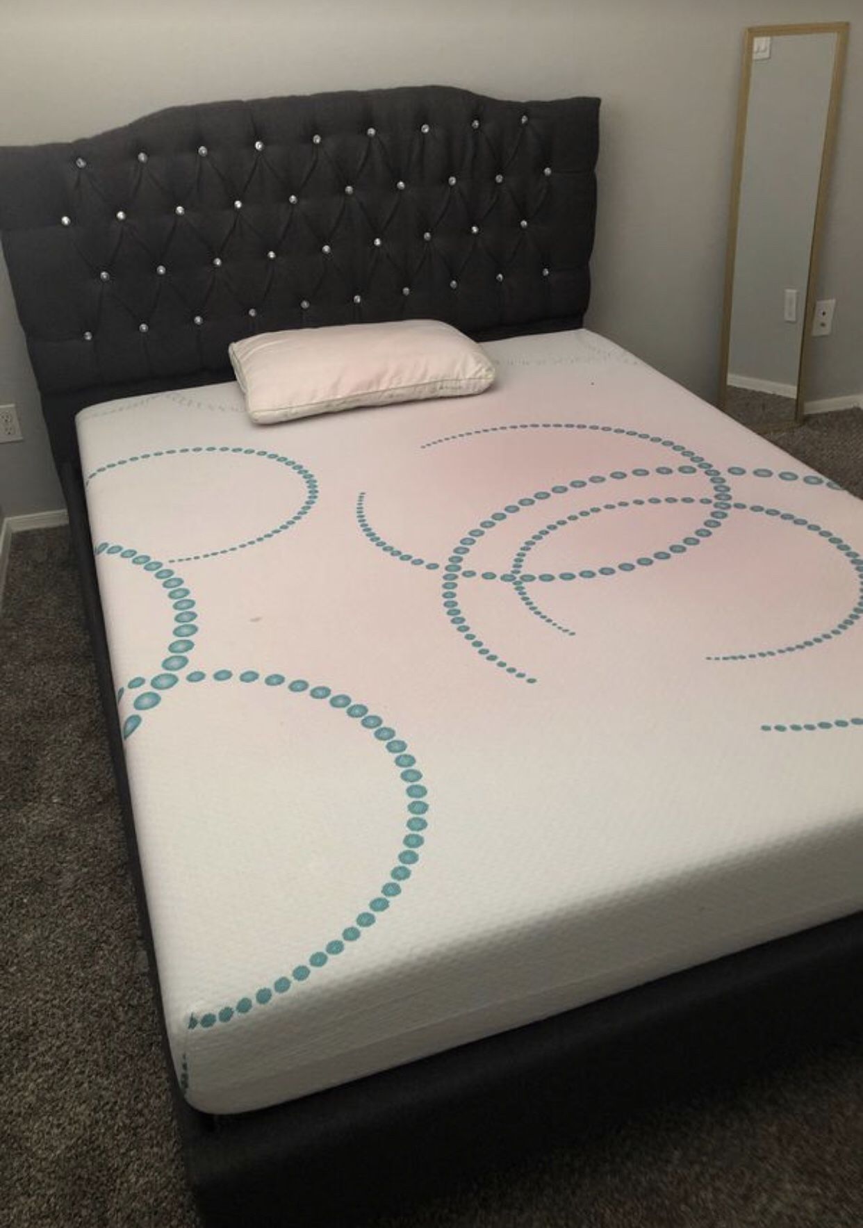 New Bed with head board and bed frames