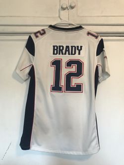 Patriots jersey! size XL in youth . guys or girls jersey!
