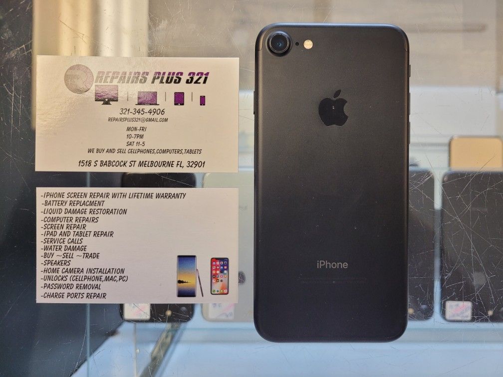 Unlocked Black iPhone 7 32gb