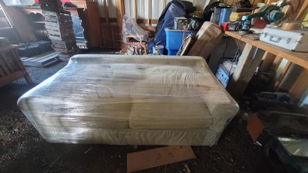 Hideabed couch