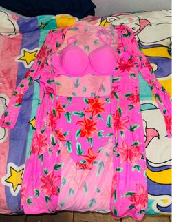 4 trajes de baño nuevos x $10 NEW