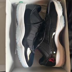 Jordan 11 Low space jams