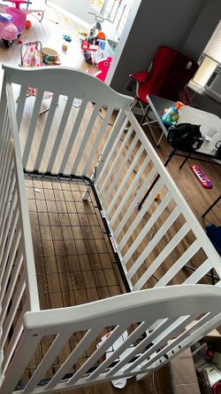 Baby crib