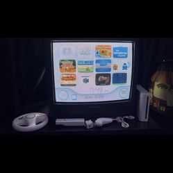 Nintendo Wii Console With Many Wii And GameCube Games Included