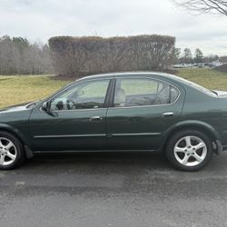 2000 Nissan Maxima V6 - $3,200