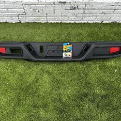 Rear bumper(jeep gladiator 2022