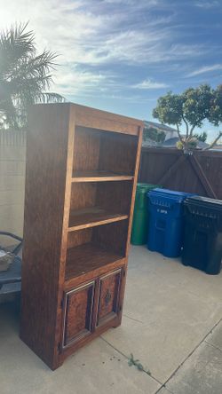 Coffee table and bookshelf