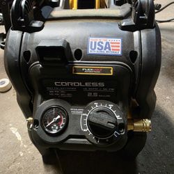 Dewalt Battery Powered Air Compressor 