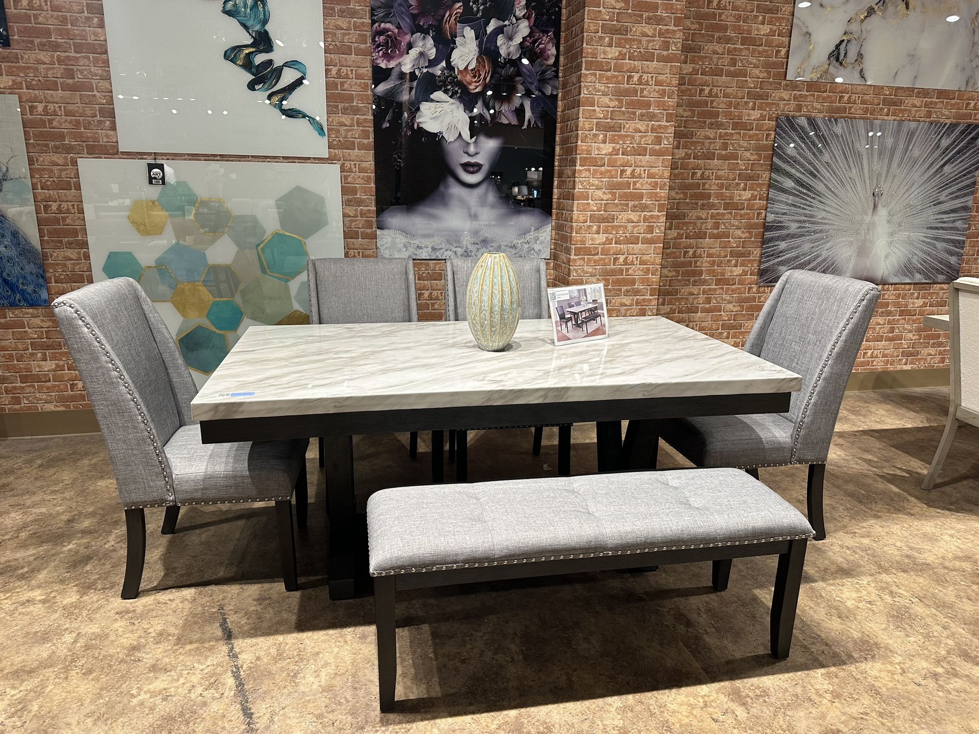 6PC Gray Dining Table Set for Sale in Fresno, CA - OfferUp