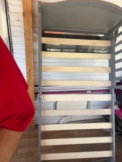 Toddler bed frame