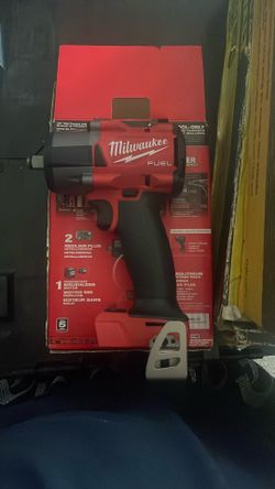 Milwaukee M18 Mid Torque 1/2 Impact Wrench 