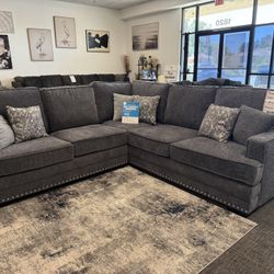 🛋️ Modern Gray Sofa Sectional – $1299 Deal!