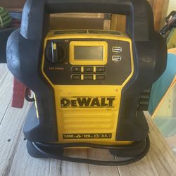 Dewalt Jump Box 