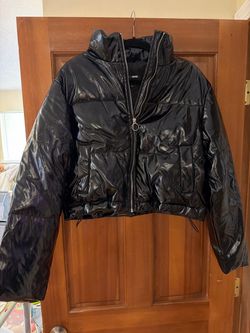 Cropped black puffer