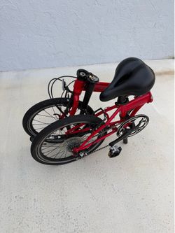 FOLDING BICYCLE
