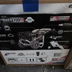 SIMPSON Pro Series with Triplex Pro Pump (50-State) 3700-PSI 2.5-GPM Cold Water Gas Pressure washer