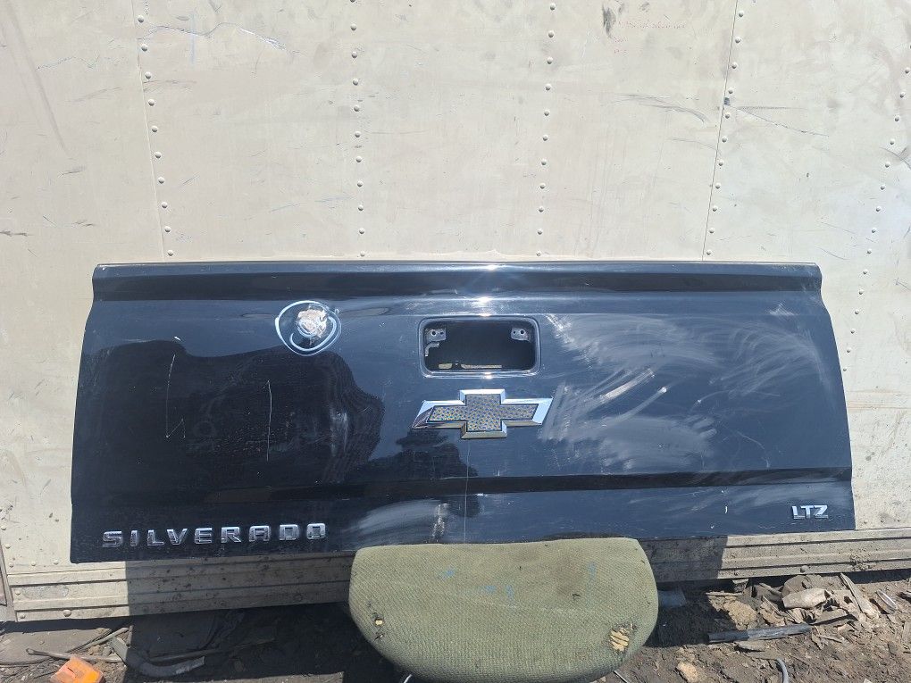 2015-2019 Chevy Silverado 2(contact info removed) Tailgate